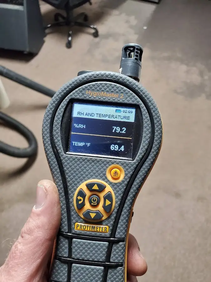 Moisture meter humidity assessment for Mold Remediation & Removal in Muscatine